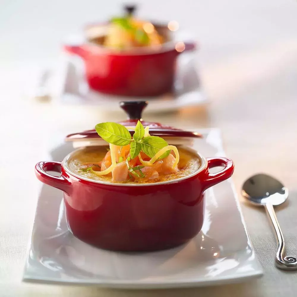 Le Creuset - Мини-кокотница 10см пламя / артикул   71901-10090   / GTIN 843251103515