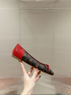 Louis Vuitton Flats (6 colors)