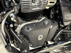 Royal Enfield Super Meteor 650 Interstellar Green (Mid)