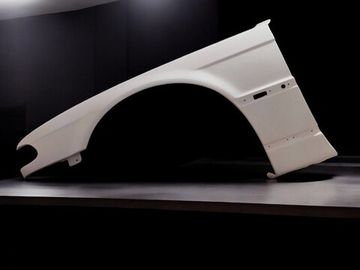 Крылья стеклопластиковые для BMW 7 Е38 (До рест.)