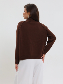 Вязаный свитер без разрезов