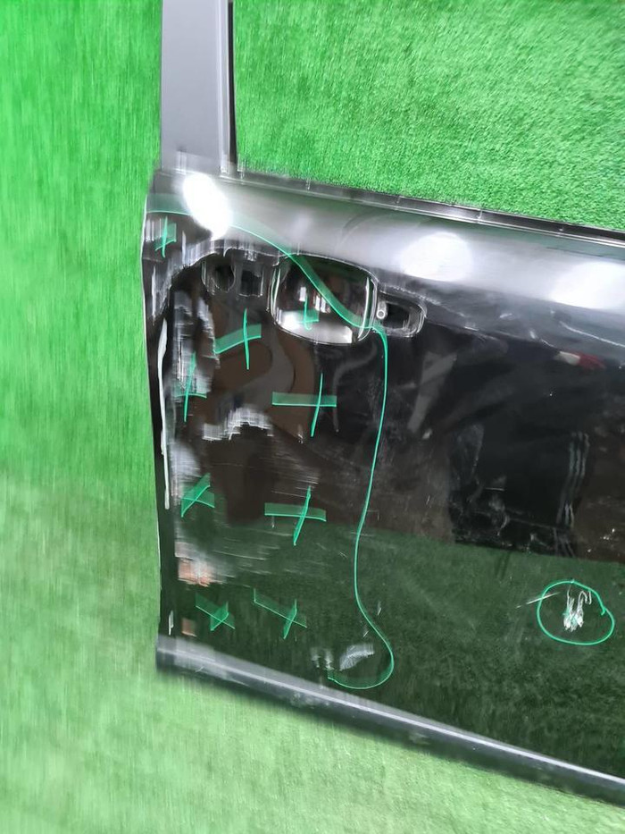 Дверь передняя правая Lada Vesta (2015-н.в.) Cross