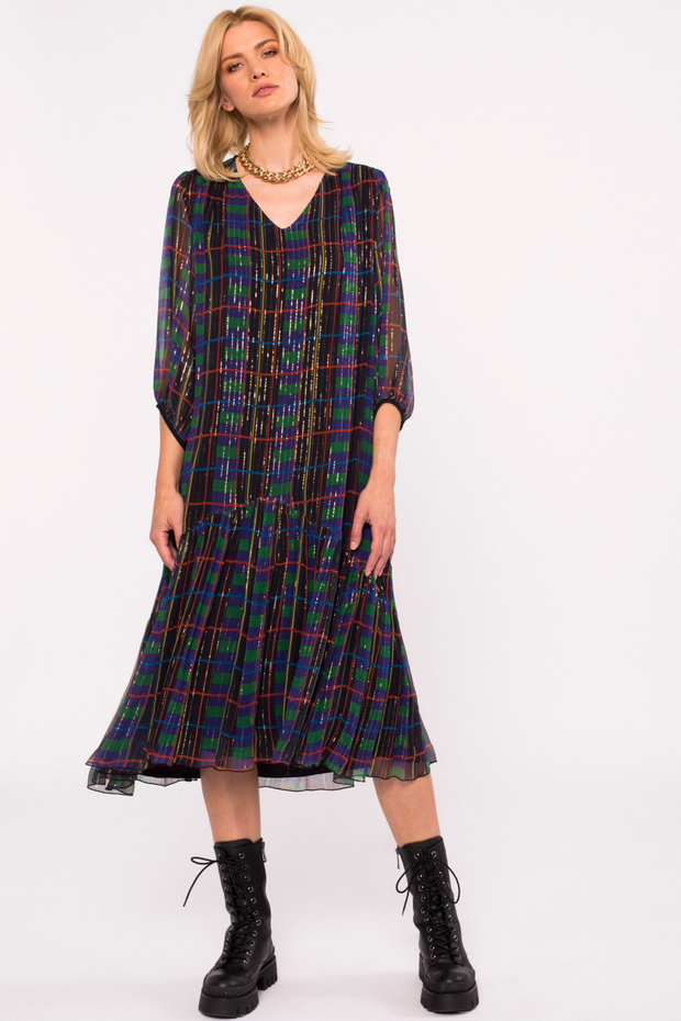 Шелковое платье с золотой нитью