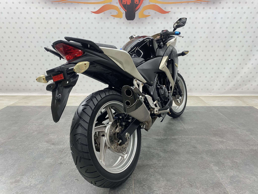 Honda CBR250R , 2012