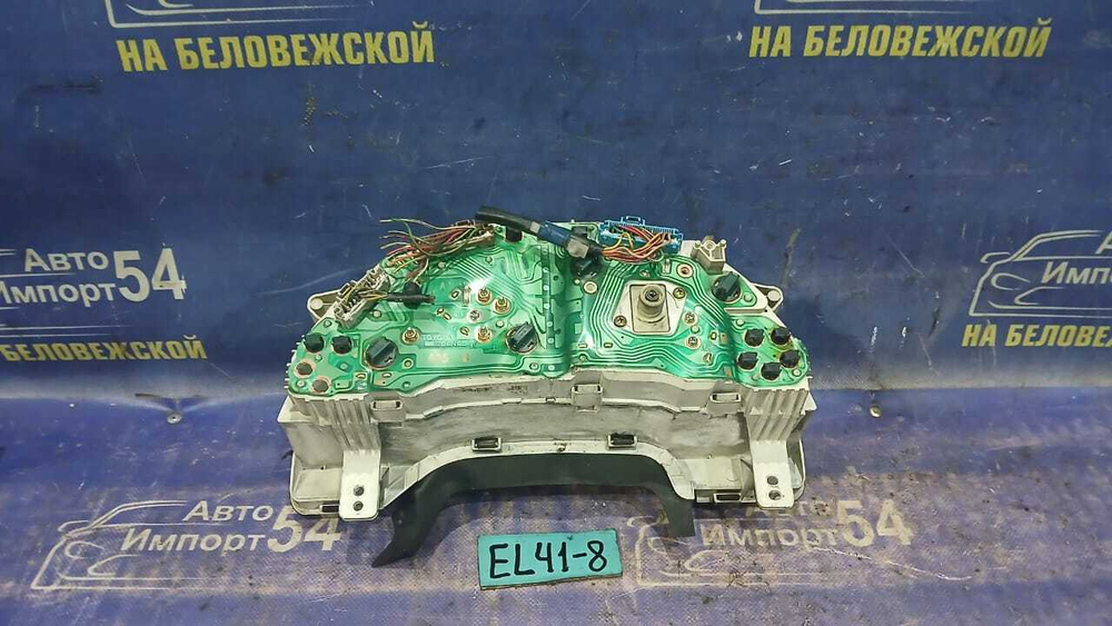 Щиток приборов TOYOTA TERCEL 1993