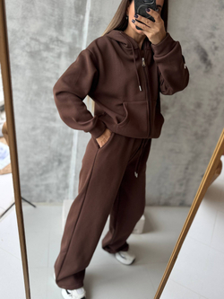 Костюм жен. 1068 шокол.