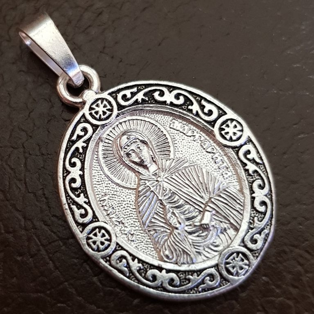 Нательная именная икона святая Маргарита с серебрением кулон с молитвой