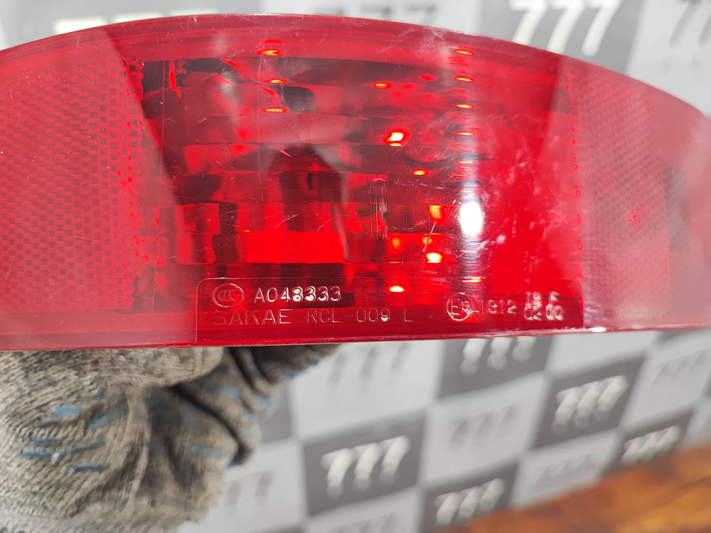 ПТФ задний левый Mitsubishi Outlander 2 (XL) 05-13 Б/У Оригинал 8355A003