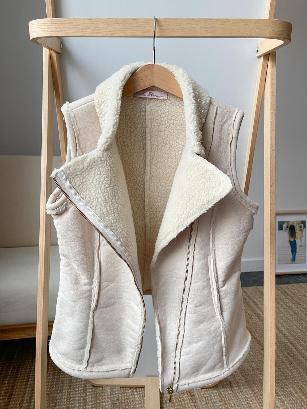 Жилет Miss Blumarine, 140