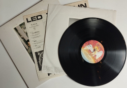 Винтажная виниловая пластинка LP Led Zeppelin Presence (Japan 1976) (No Obi) P-10160N
