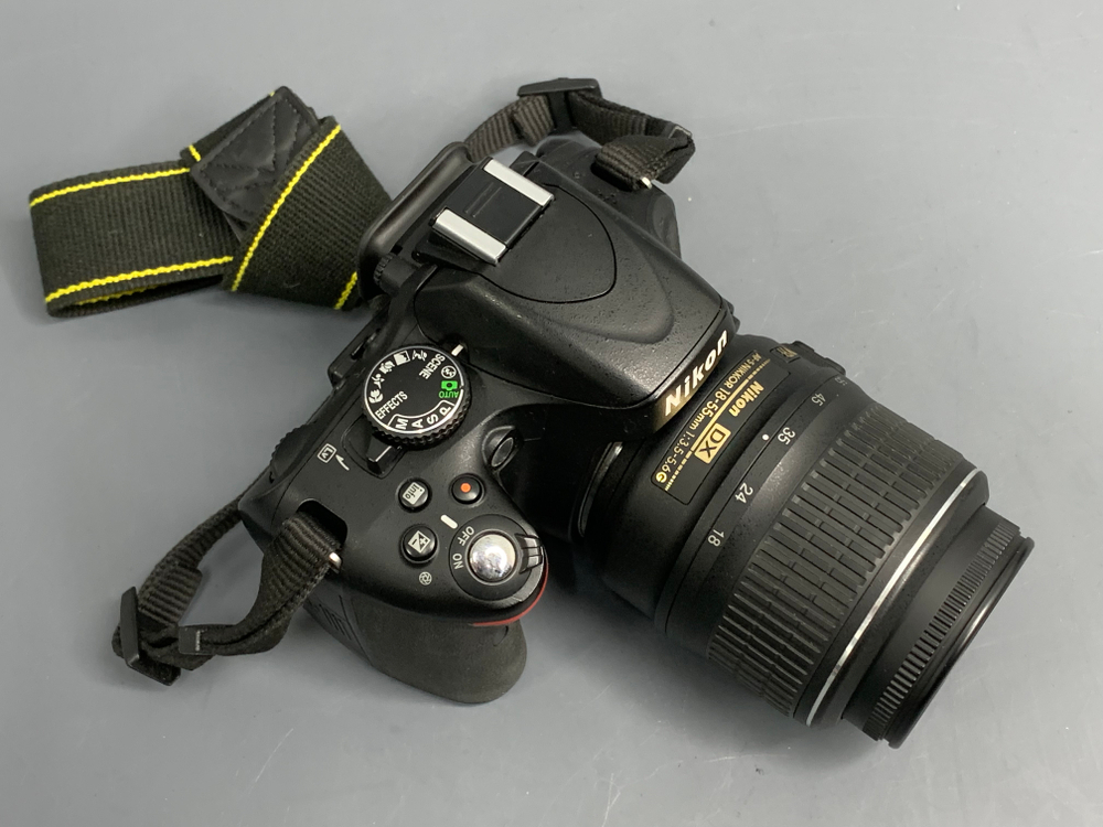 Nikon D5100 kit 18-55mm 10.800 кадров