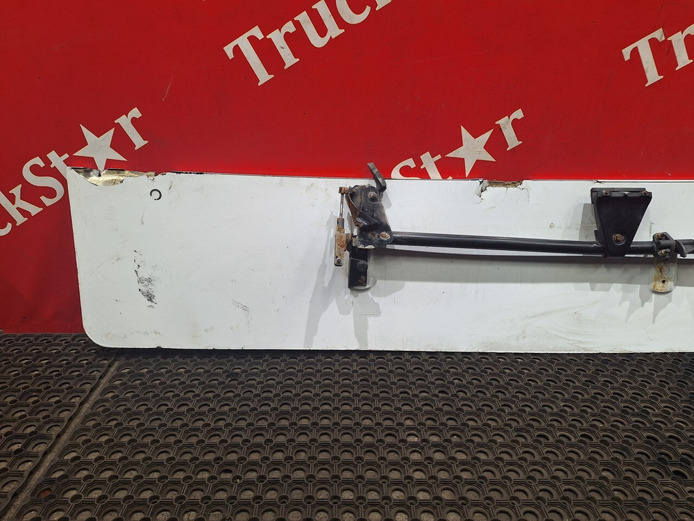 Спойлер кабины боковой правый