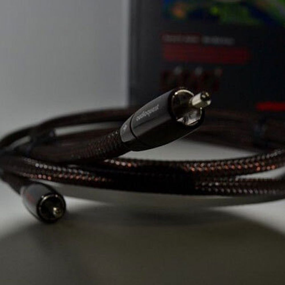 Акустический кабель AudioQuest Mackenzie RCA-RCA 1.5 метра