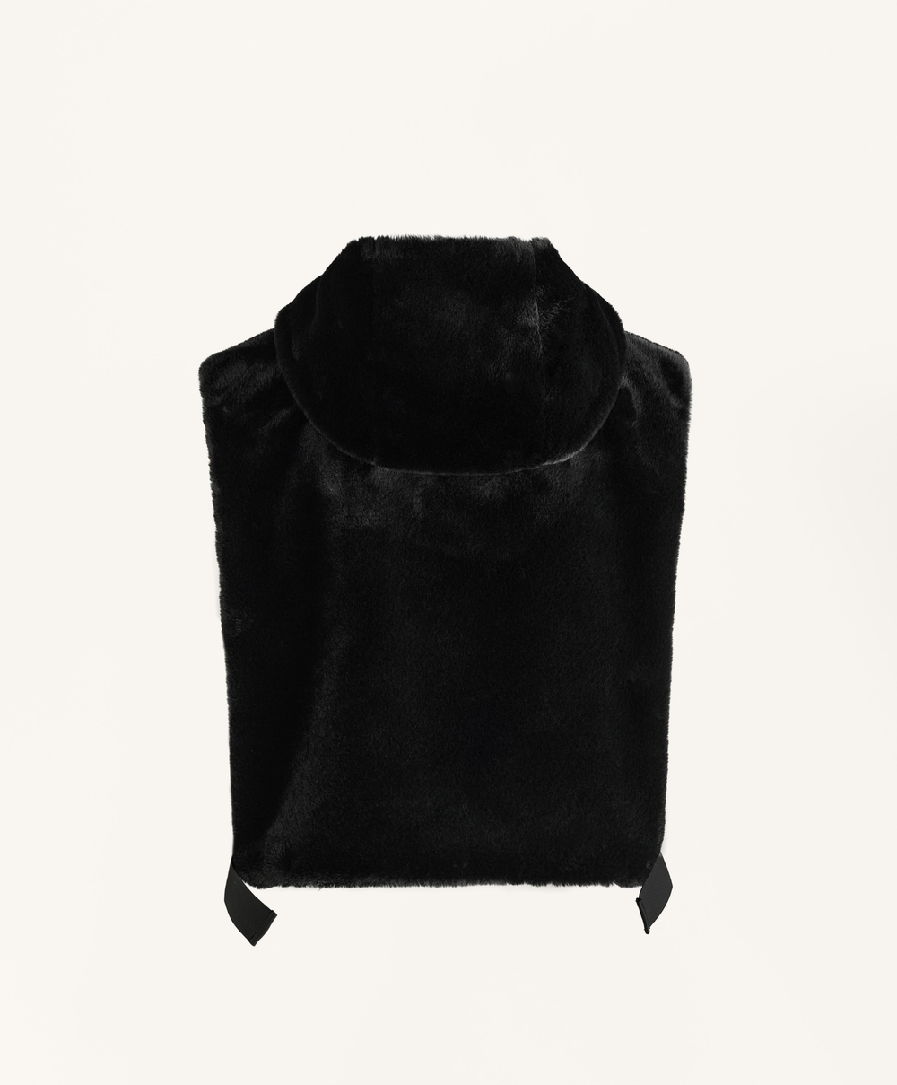 Oysho Жилет из искусственного меха с капюшоном, черный