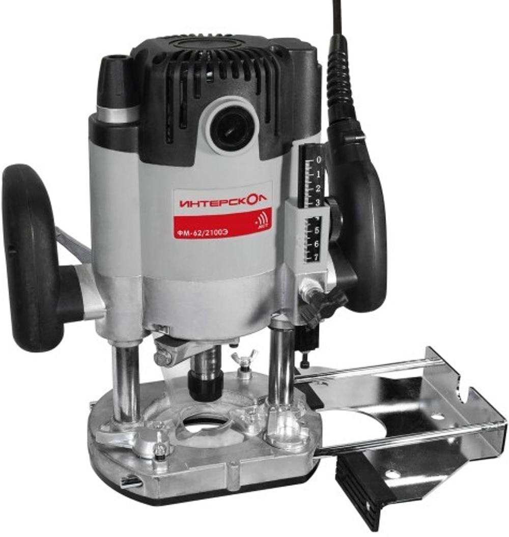 Фрезер сетевой ИНТЕРСКОЛ ФМ-62/2100Э универсальный 703.1.0.00