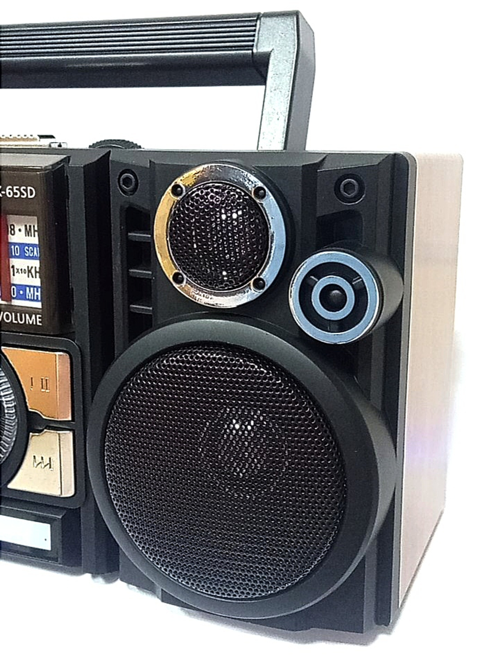 Радиоприемник с MP3 плеером + Solar panel Golon RX-65SD