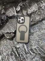 Накладка BIGC c подставкой и MagSafe для iPhone 15 Pro Max