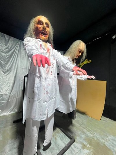 Хоррор-фигура зомби «Кошмарная семейка»