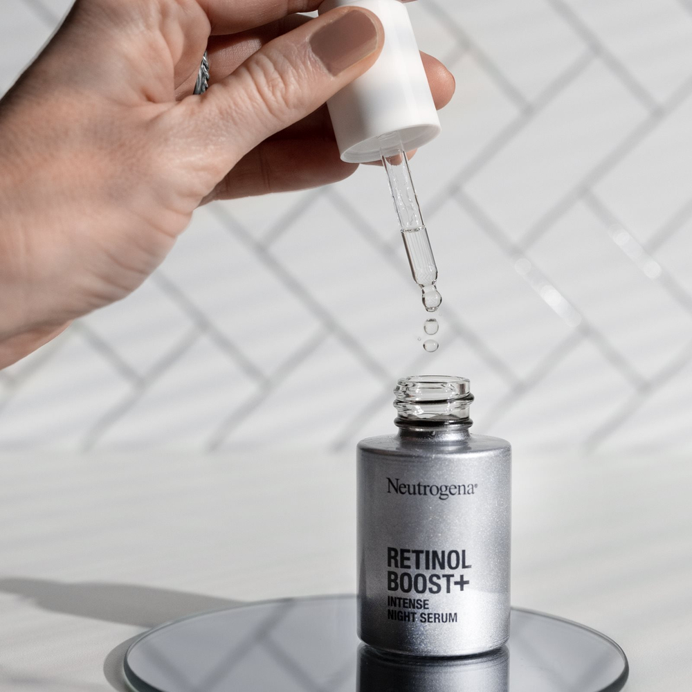 Neutrogena Retinol Boost - интенсивный уход на ночь /   30  ml  / GTIN 3574661687438