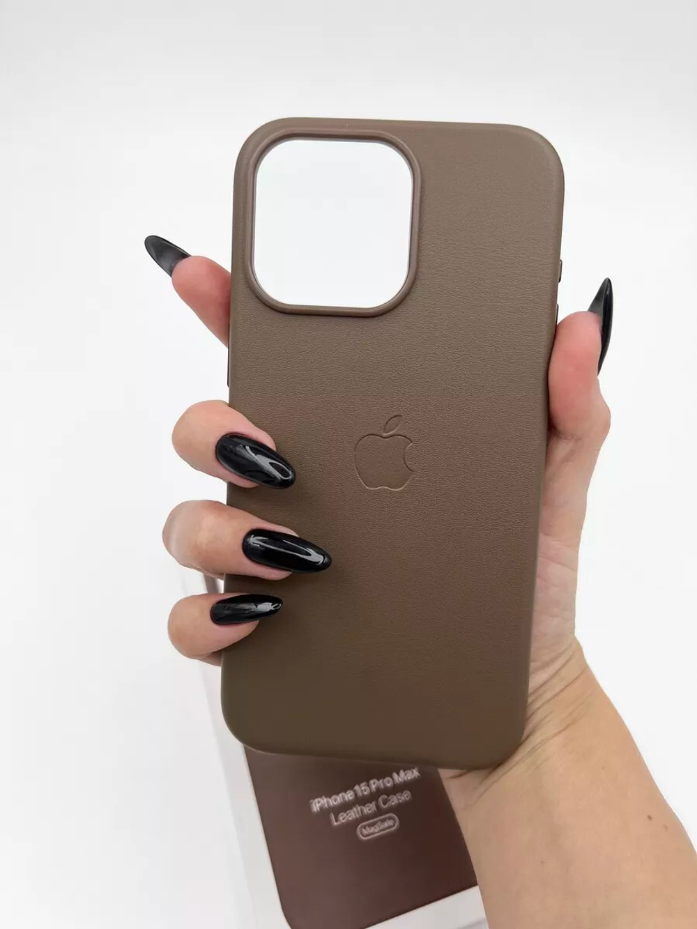 Кожаный чехол Leather Case iPhone 15 Pro MAX, Taupe Бежевый