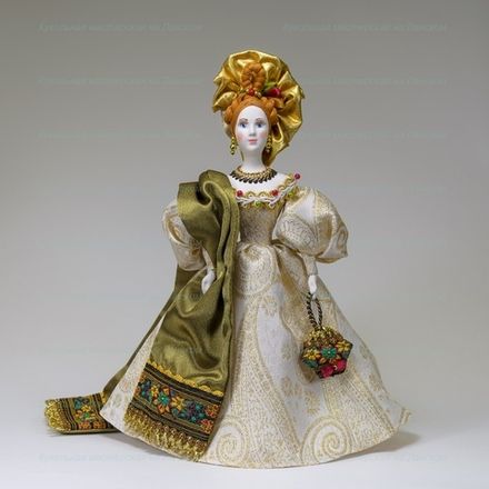 Сувенирная кукла в визитном платье с шарфом