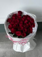 Букет из красной одноголовой розы