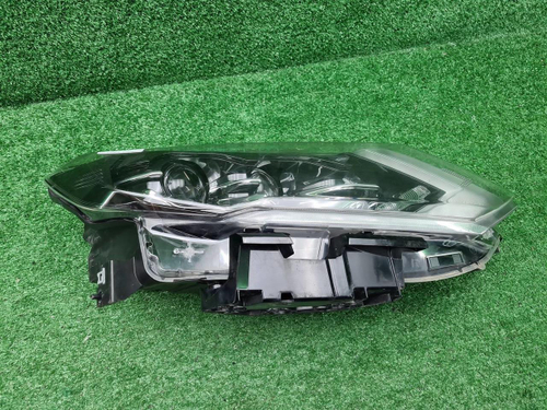 Фара правая Nissan X-Trail T32 (2017-2022) LED