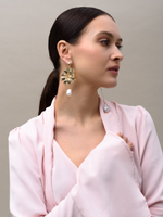 Серьги "Big pearl flower" Gold