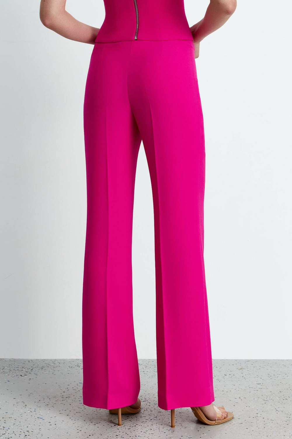 Брюки расклешенные из крепа