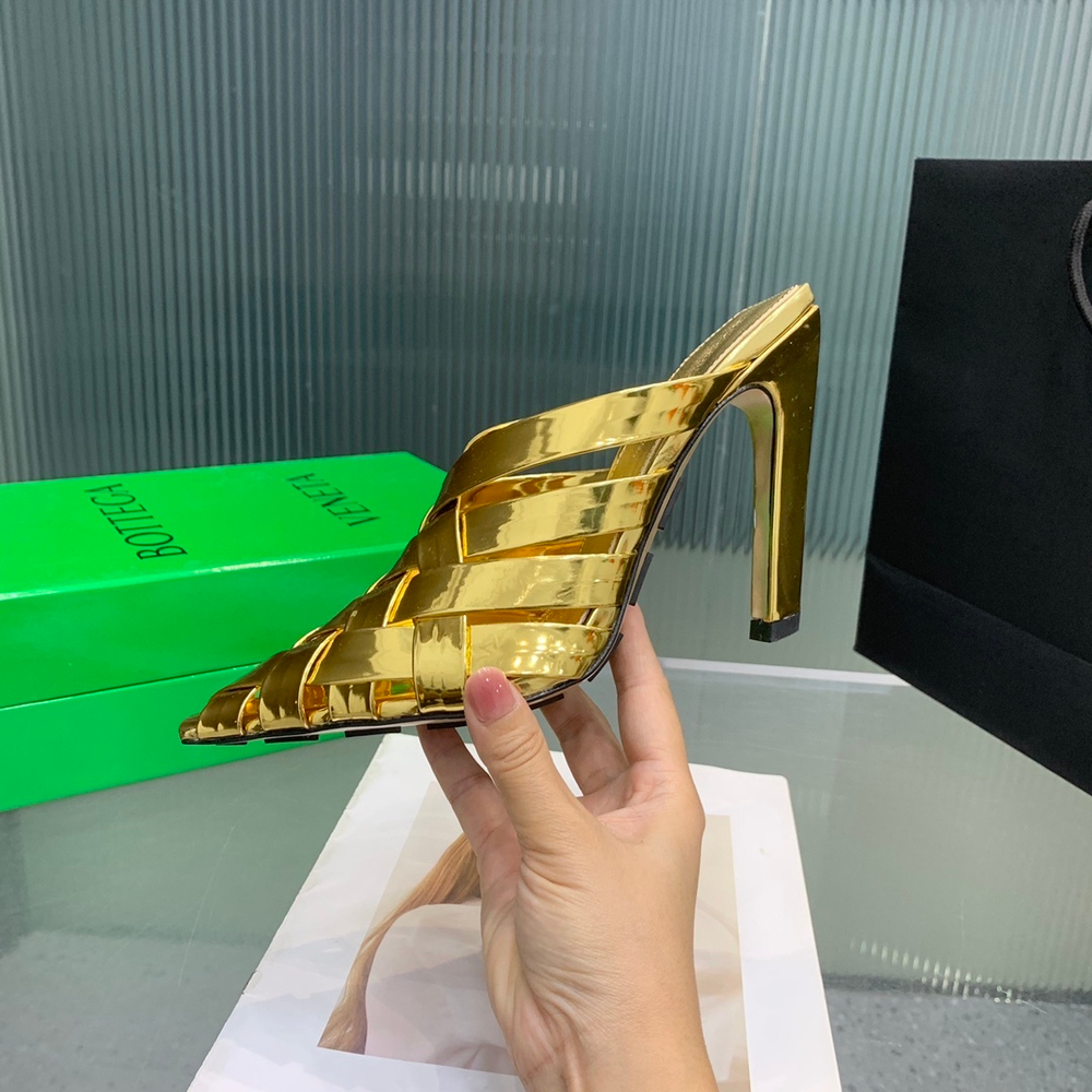 Bottega Veneta Alfie Mule