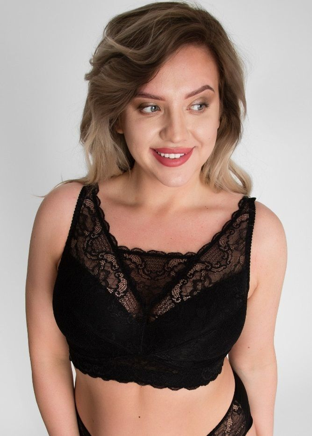 Кружевной бюстгальтер-топ с мягкими чашками (Размер: 80G) (Цвет: телесный)