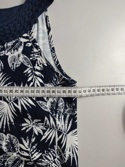 Платье Ostin c вискозой красивое 42 размер