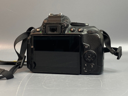 Nikon D5300 Kit 18-55mm 3.000 кадров