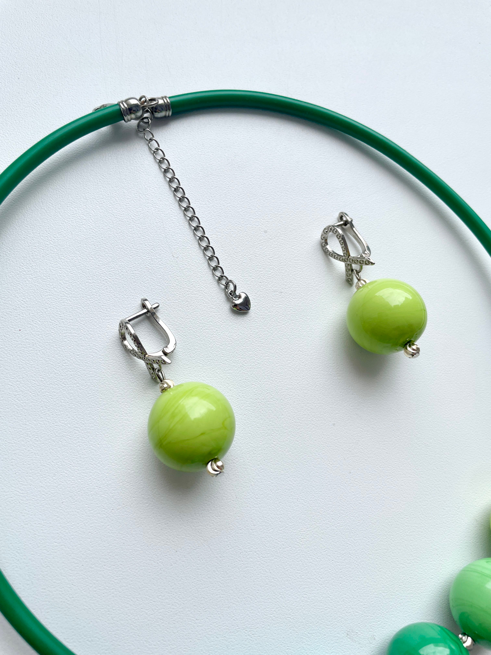 Комплект украшений из муранского стекла: колье, серьги