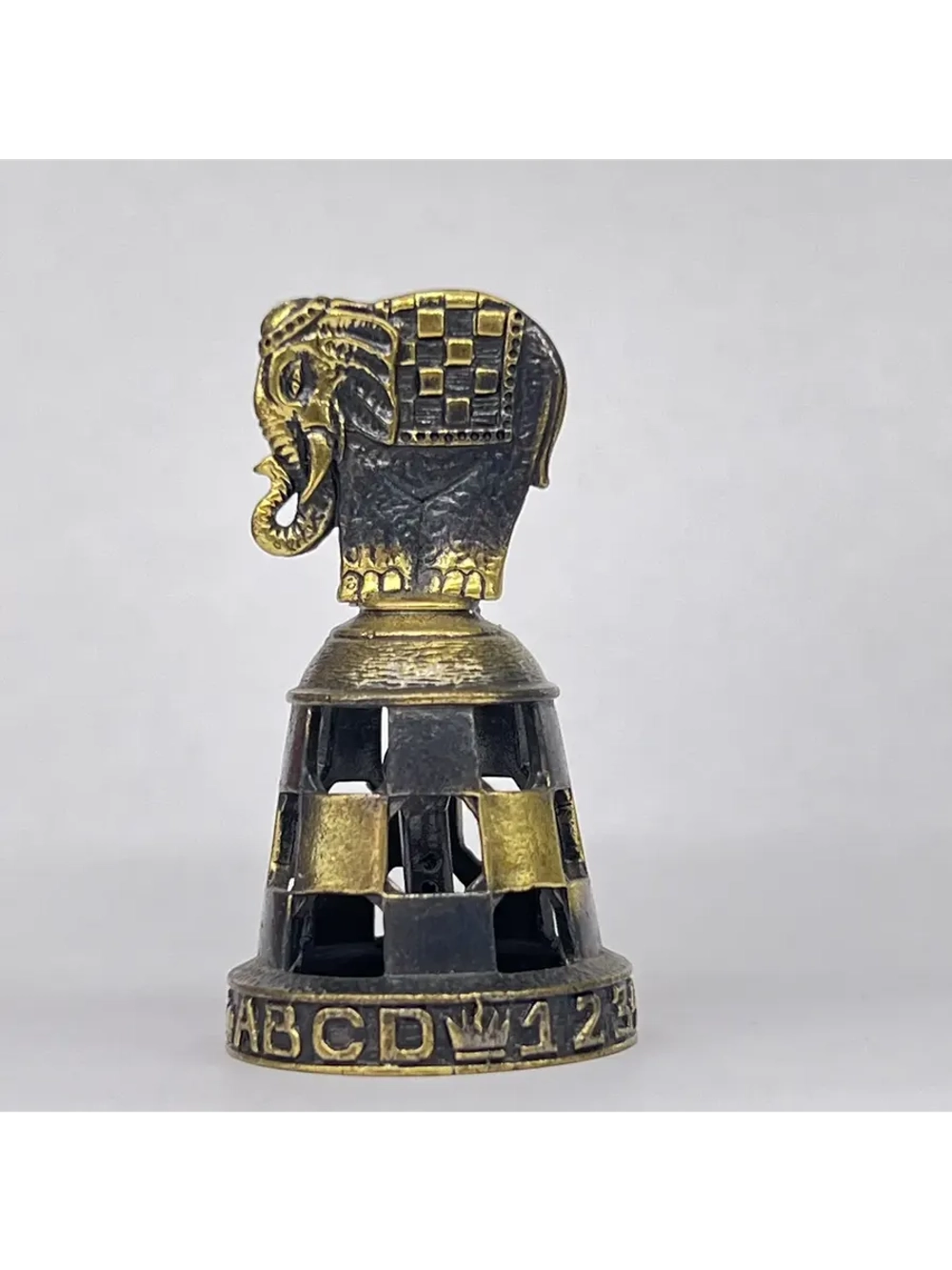 Бронзовая статуэтка колокольчик