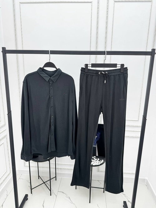 Летний костюм Kiton