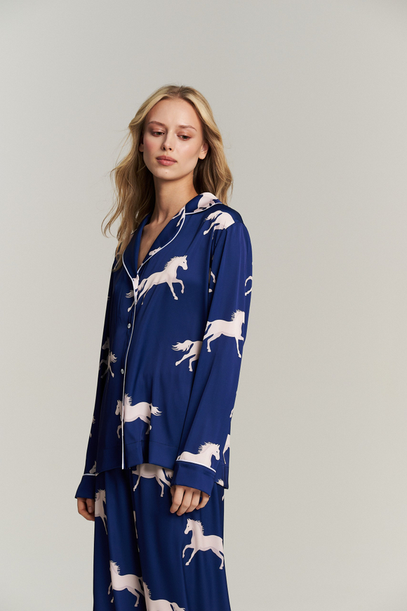 Шелковая блуза с кантом - белые лошади