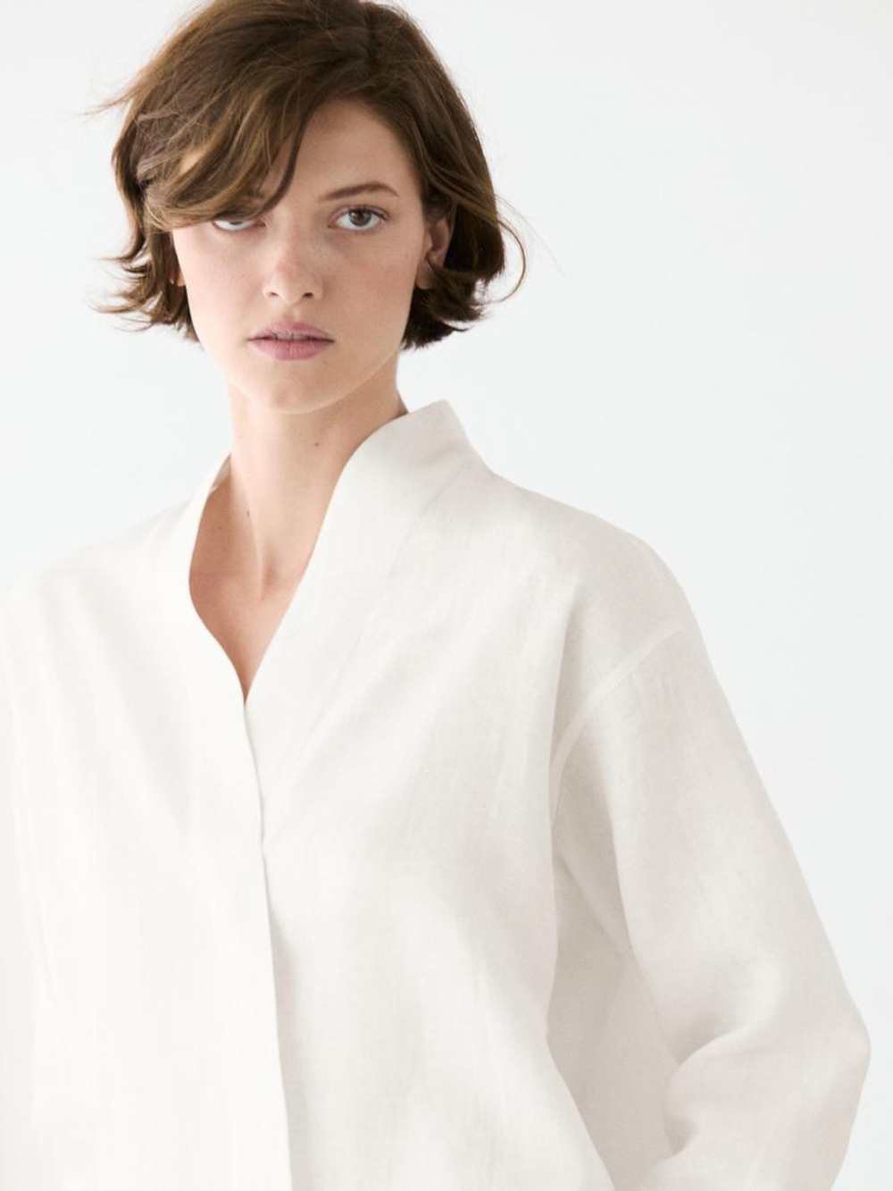 Massimo Dutti Льняная блузка с запахом, белый