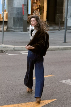 ZARA БОМБЕР ИЗ ИСКУССТВЕННОГО МЕХА, ТЕМНО-КОРИЧНЕВЫЙ