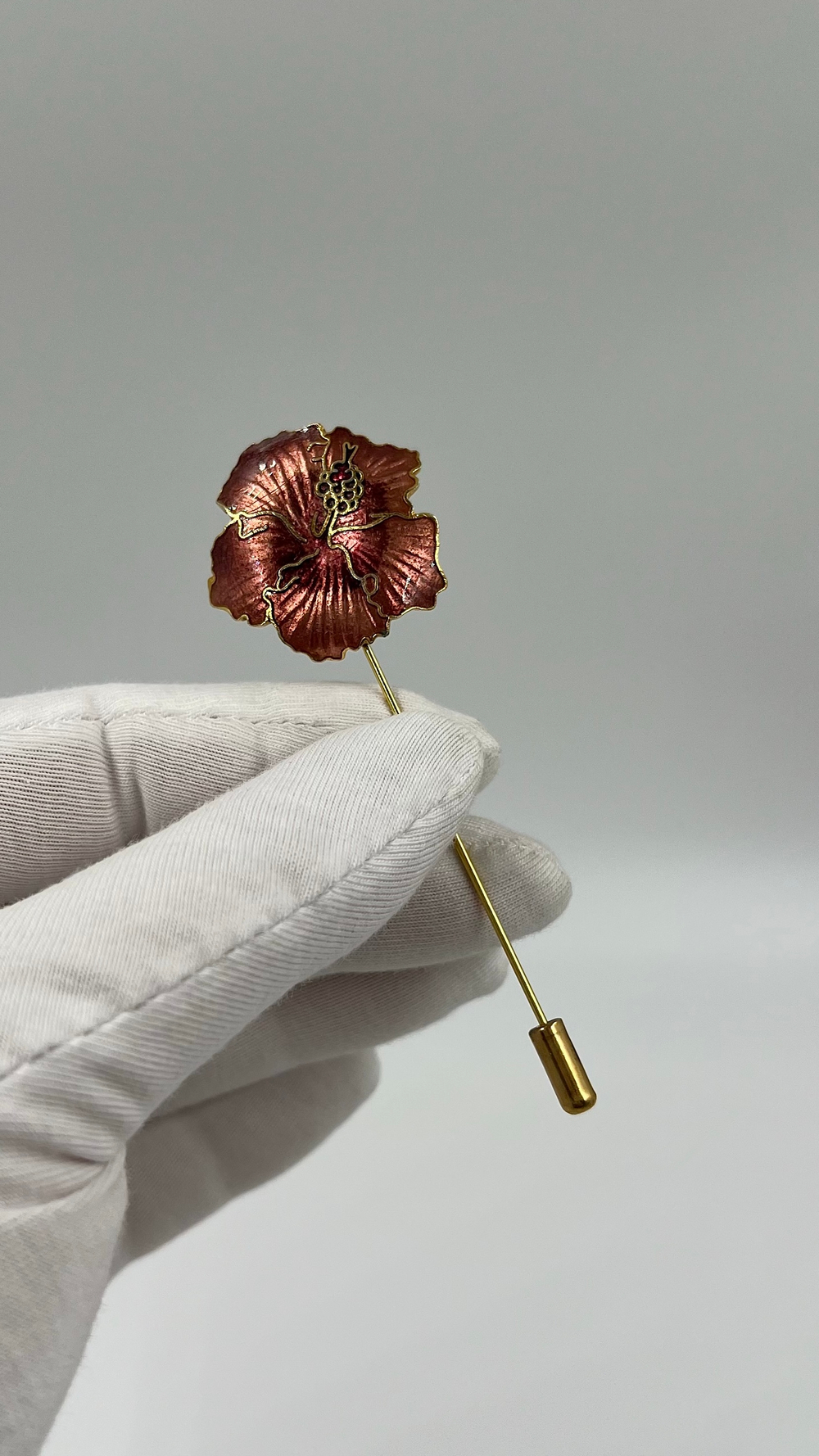 Брошь булавка Цветок с эмалью в технике клуазоне