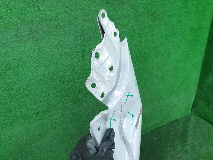 Крыло переднее левое Toyota C-HR (2016-2023)