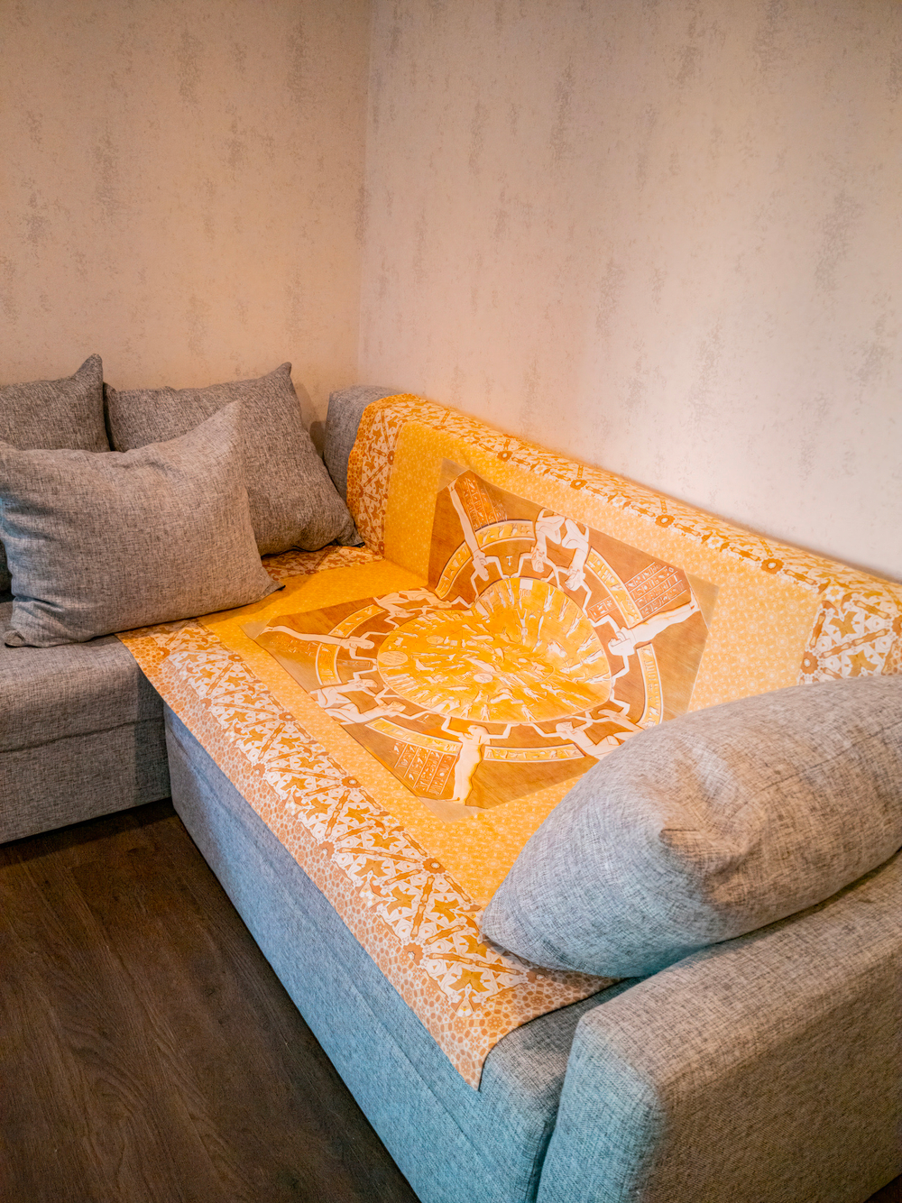 Флисовый плед на диван