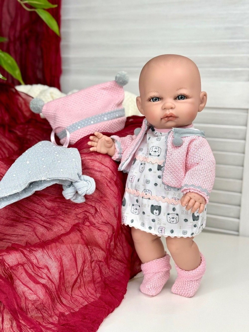 Кукла Berbesa виниловая 34см Coral (3219K)