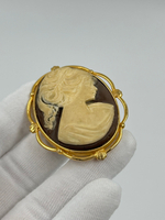 Брошь-кулон Камея