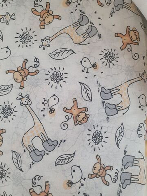 Ситец "Жирафики на белом" шир 95 см.