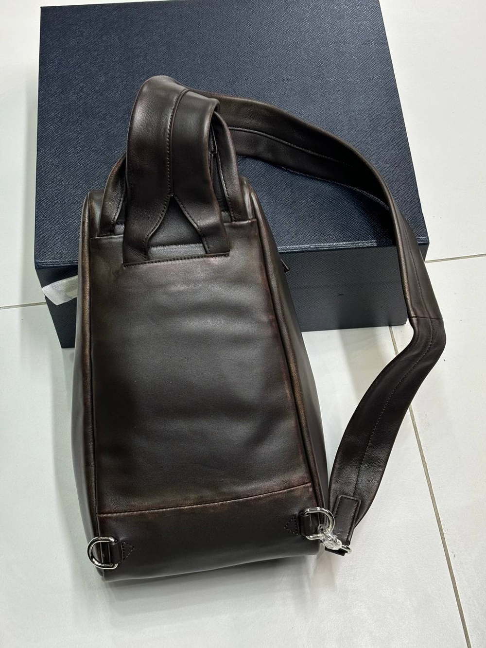 Сумка-мессенджер Prada