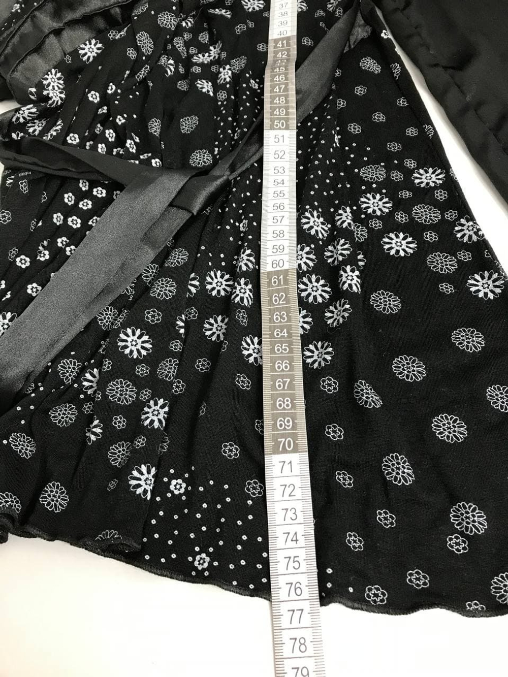 Платье оригинальное 40/42 размер