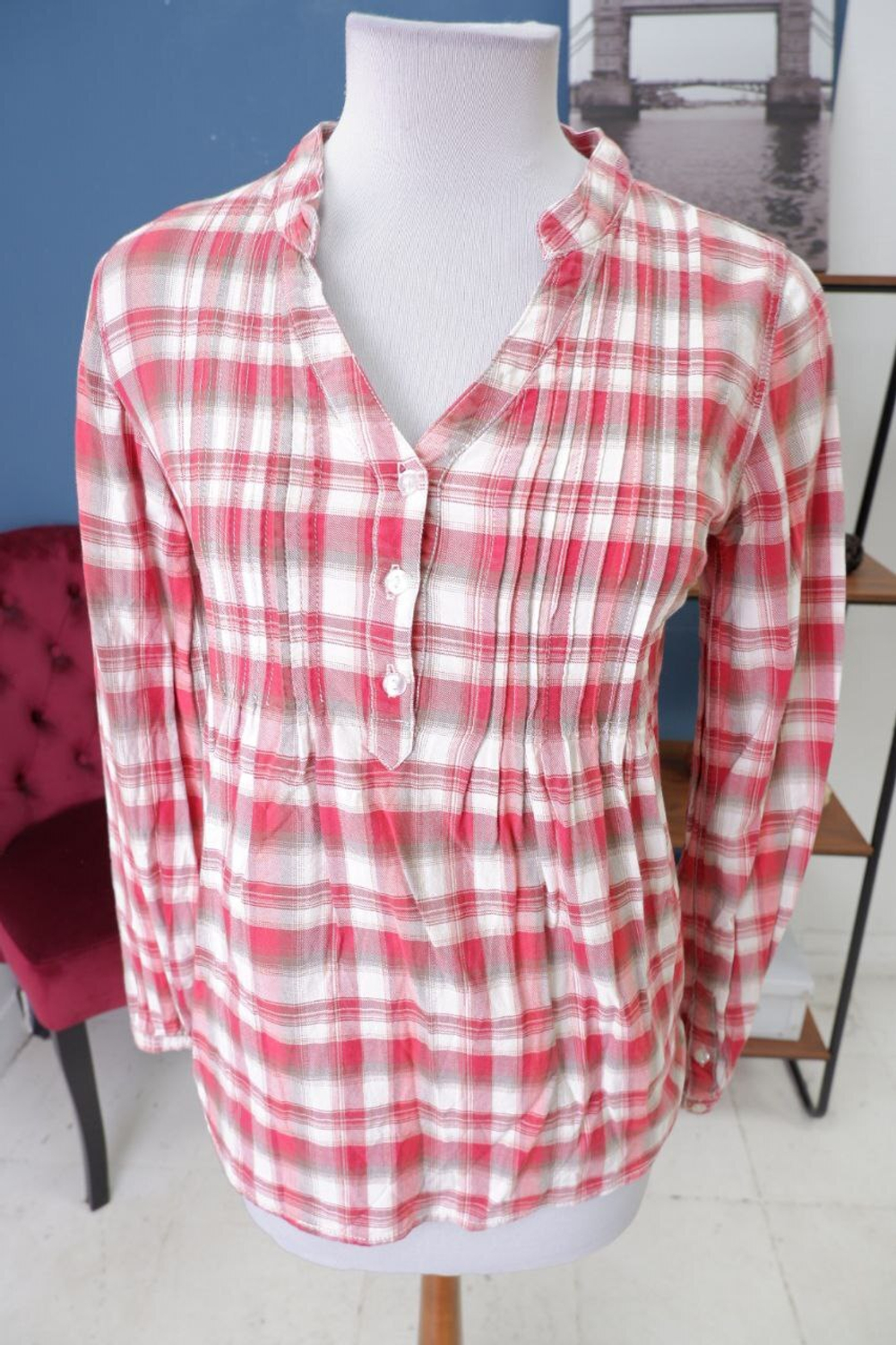 Рубашка в клетку стильная 44 размер