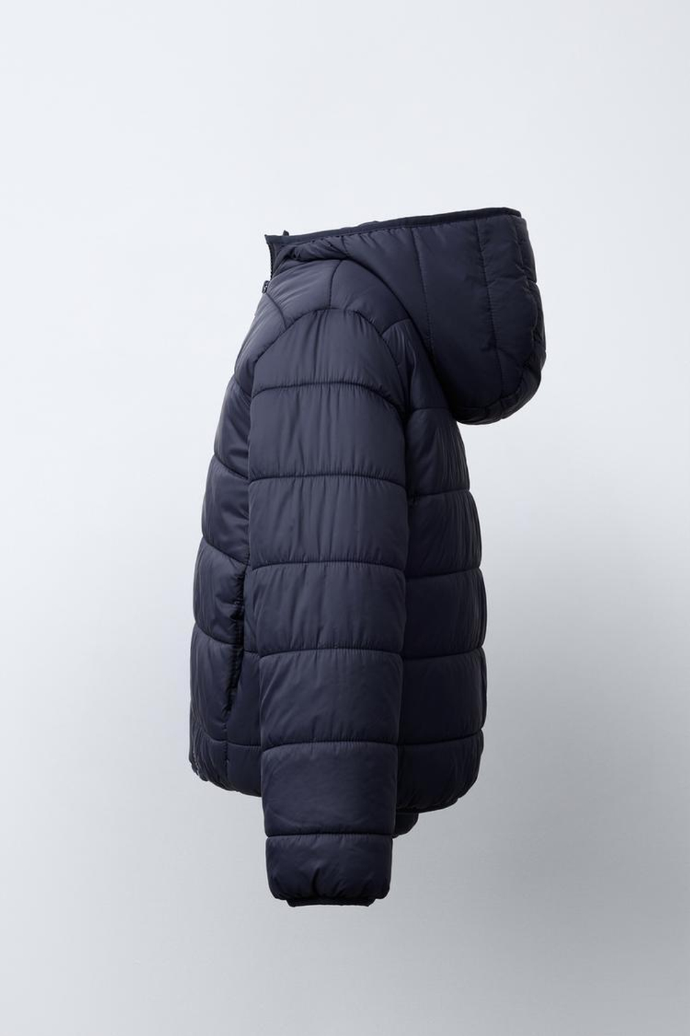 ZARA ЛЕГКАЯ КУРТКА С КАПЮШОНОМ, ЦВЕТ НОЧНОГО НЕБА