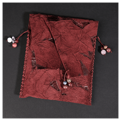 Кожаная обложка на паспорт «Шаманка» (фигура)